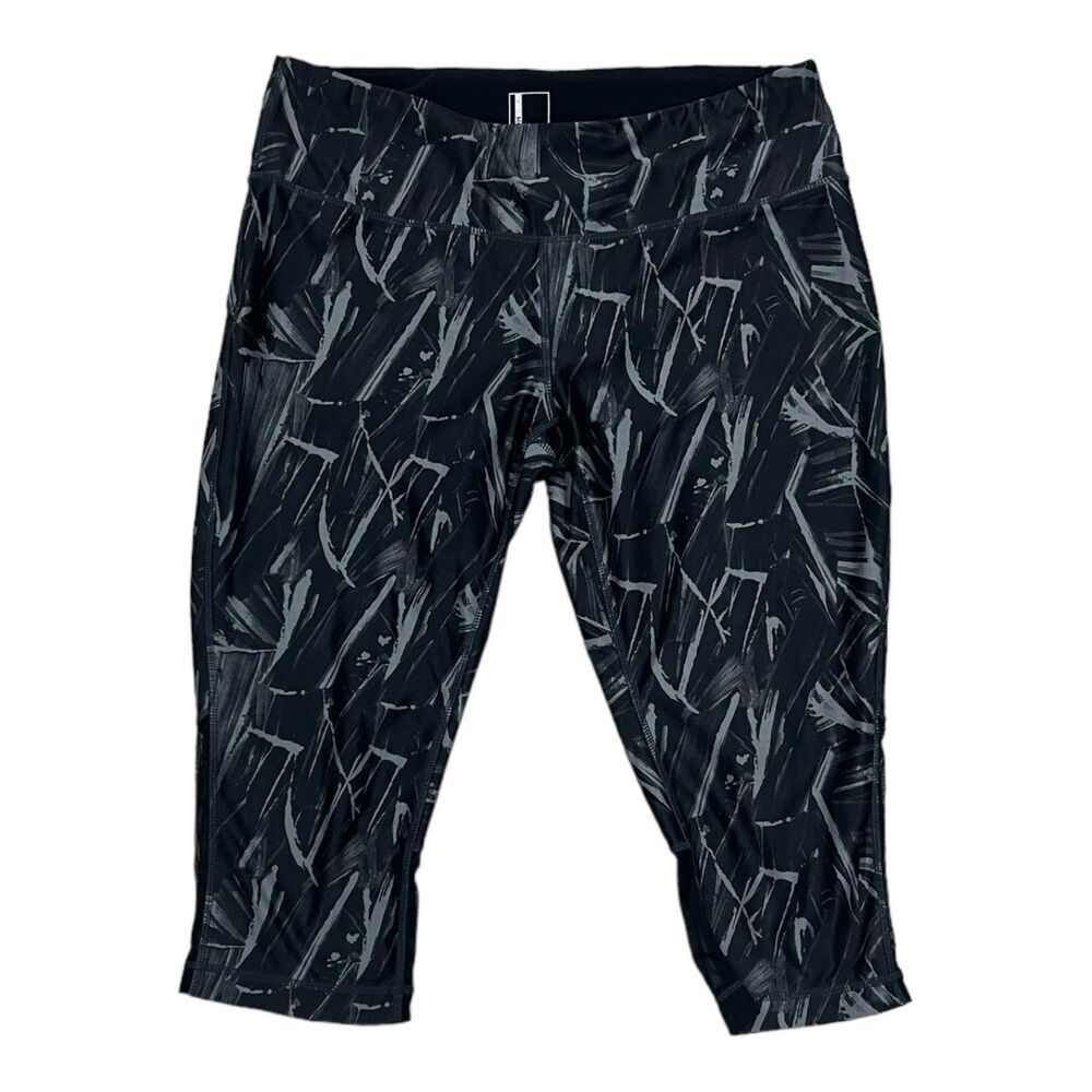 Mondetta Black Brush Stroke Cropped Capri Leggings L